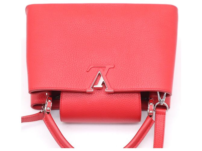 Borsa Louis Vuitton Capucines PM in pelle Taurillon Rosso - vista 7