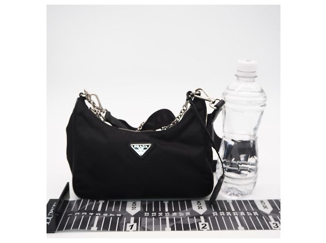 Borsa a tracolla Prada Re-Edition 2005 in nylon Nero - vista 3