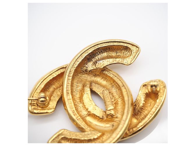Spilla Chanel Matelassé 1142 D'oro - vista 6