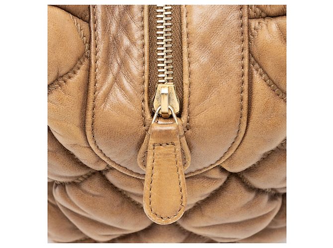 Gabrielle Sac Satchel Chanel en agneau matelassé bubble Marron - vue 10