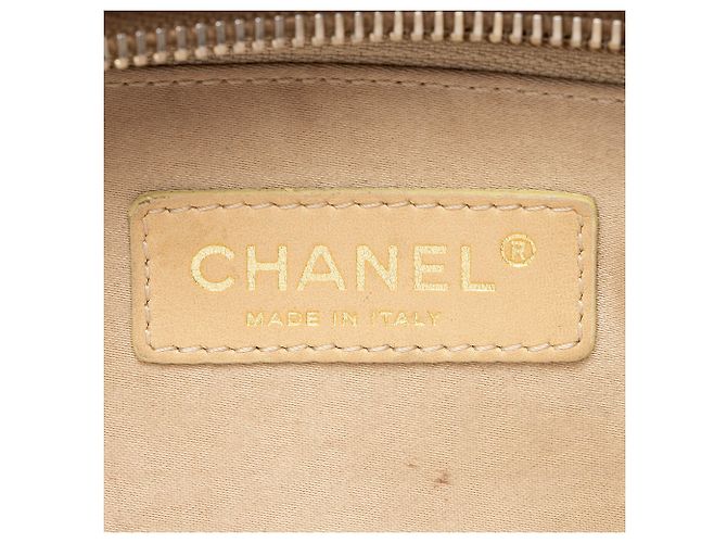 Gabrielle Sac Satchel Chanel en agneau matelassé bubble Marron - vue 8