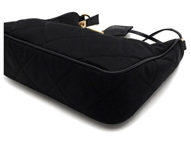 Prada Re-Nylon gesteppte Mini-Tote- und Schultertasche mit Steppnähten Schwarz - Ansicht 8
