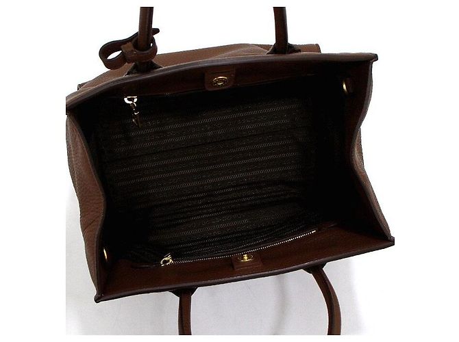 Prada Borsa Tote e Borsa a Tracolla One Pocket in Vitello Daino marrone - vista 5