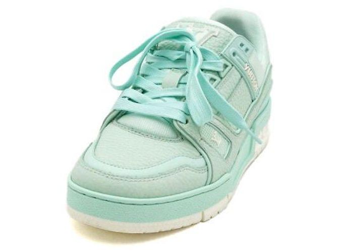 Louis Vuitton Baskets Trainer en cuir vert pastel - vue 2
