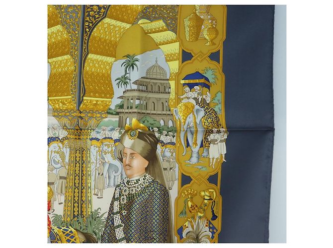 Hermès HERMES Carre 90 Scarf Silk  MAHARAJAS  Blue Gold - vista 7