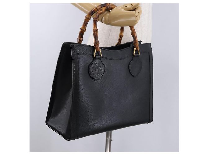GUCCI Bolsa de Mão Bamboo Couro Preto Tom Dourado - vista 22