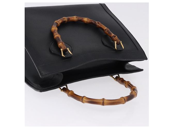 GUCCI Bolsa de Mão Bamboo Couro Preto Tom Dourado - vista 6