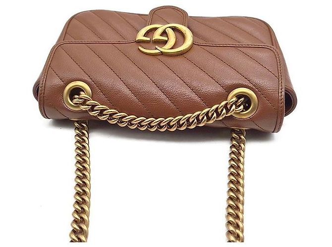 Gucci Mini Borsa a Tracolla con Catena Marmont Matelassé Marrone - vista 6