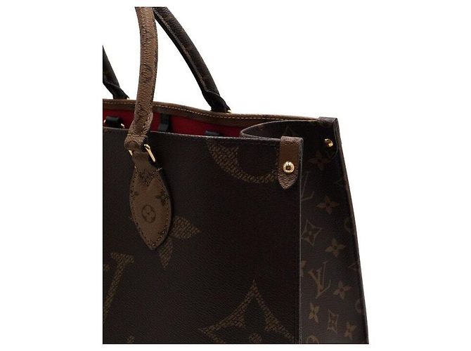Louis Vuitton Borsa Tote e a Tracolla OnTheGo MM Monogram Canvas Multicolore - vista 10