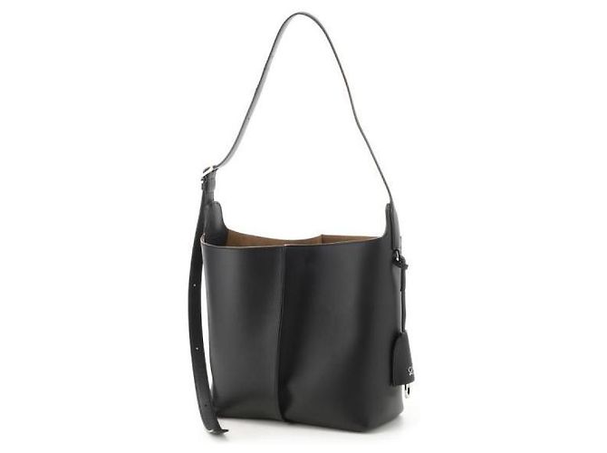 Loewe Bucket Bilbao Medium in vitello liscio Nero - vista 5