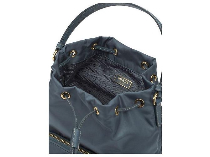 Prada Borsa Bucket Duet Re-Nylon Blu - vista 7