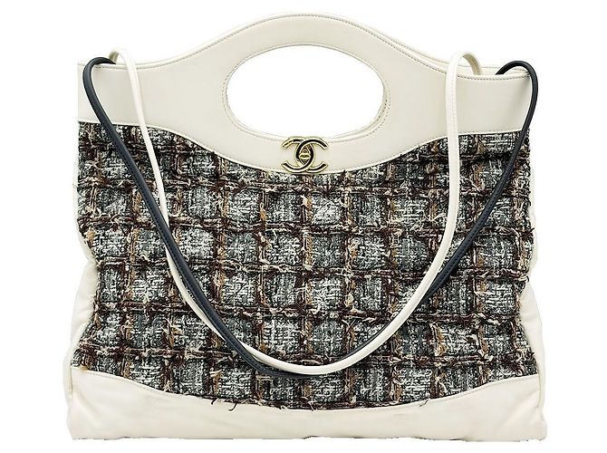 Chanel White Gold Shopping Large (No. - view 2