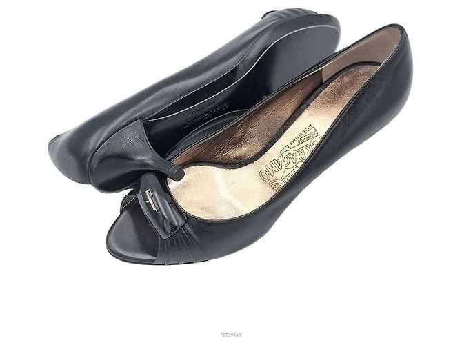 Salvatore Ferragamo Scarpe in pelle aperte Nero - vista 2