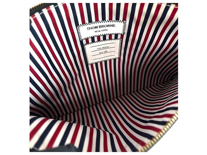 Thom Browne Borsa a Clutch Medium Three Stripe Black Nero - vista 9