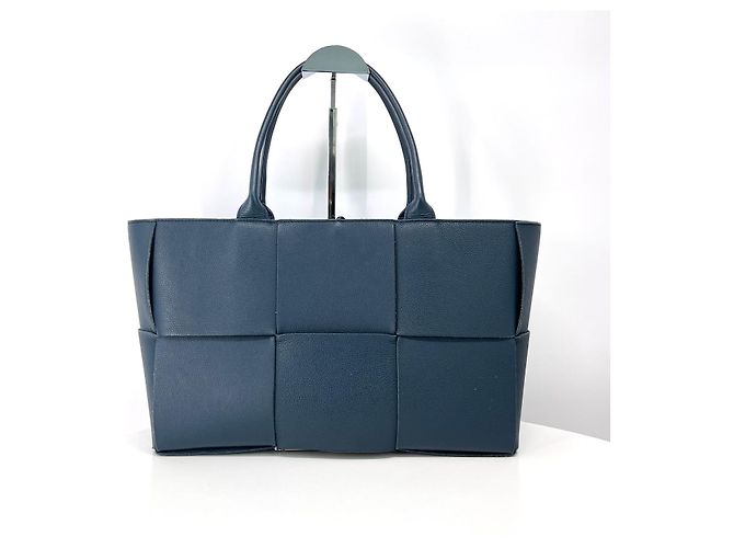 Borsa Tote Arco Medium Bottega Veneta Blu Pelle - vista 2