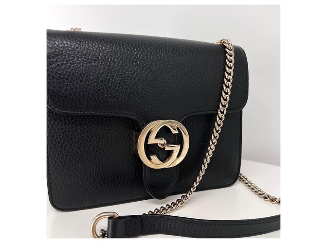 Gucci Bolsa Crossbody de Corrente Entrelaçada Preta Preto - vista 4