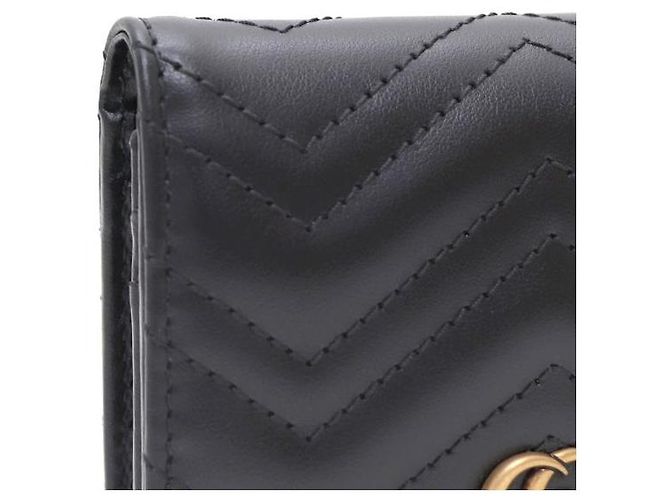 Gucci Cartera GG Marmont Chevron Negro - vista 4