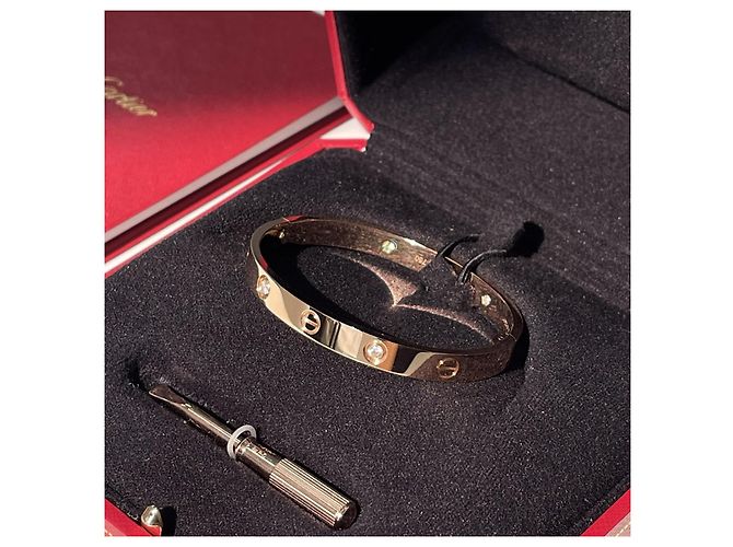 Cartier Bracciale LOVE Classic Semi-Pave Oro Rosa - vista 3