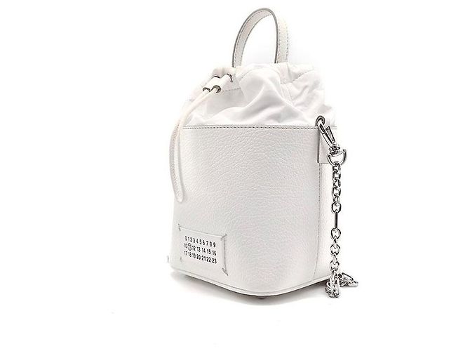 Maison Martin Margiela Borsa a secchiello Maison Margiela 5AC bianca in nylon Bianco - vista 2