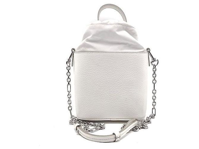 Maison Martin Margiela Borsa a secchiello Maison Margiela 5AC bianca in nylon Bianco - vista 3