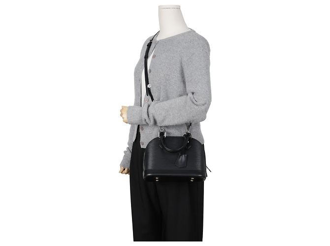 Louis Vuitton Borsa a mano e a tracolla Alma BB in pelle Epi Nero - vista 17