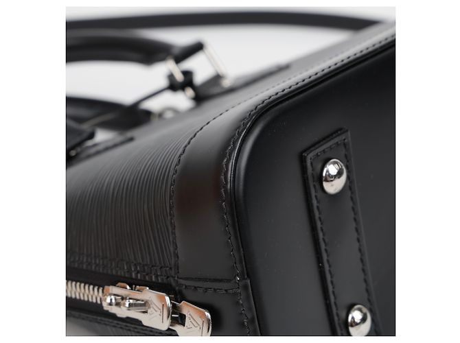 Louis Vuitton Borsa a mano e a tracolla Alma BB in pelle Epi Nero - vista 8