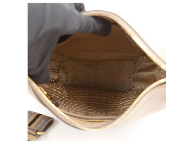 Prada Borsa a Tracolla e Spalla Hobo Vitelho Phoenix Beige Marrone - vista 14
