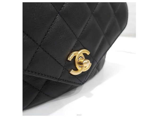 Chanel Borsa cintura a catena in vitello nero e oro - vista 6