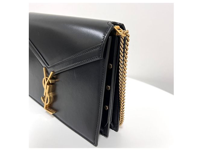 Saint Laurent Cassandra Chain Shoulder Bag Black - view 9
