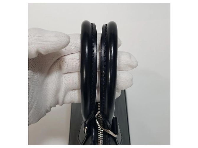 Louis Vuitton Alma BB Épi Tote Bag Schwarz - Ansicht 5