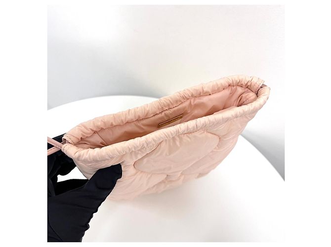 Pochette matelassée Miu Miu rose en cuir - vue 7