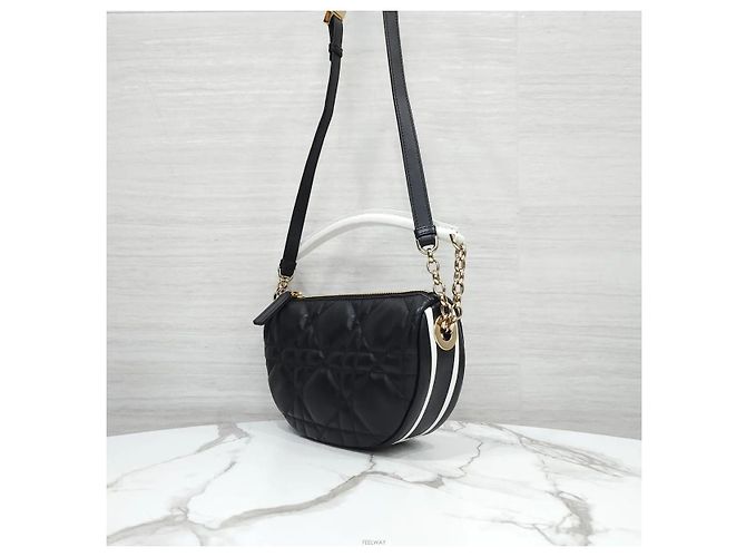 Dior Borsa hobo piccola in pelle di agnello black cannage - vista 2