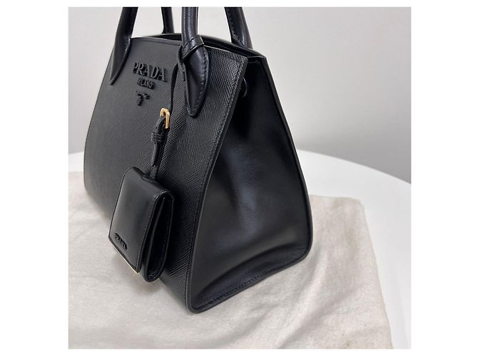 Prada Borsa a tracolla tote Saffiano monocromatica nera Nero - vista 8