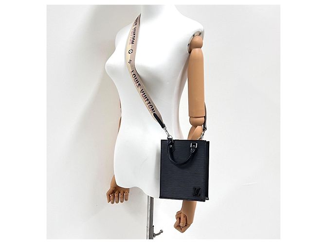 Louis Vuitton Borsa Tote Epice Sack Plait Borsa a Tracolla Nera Nero - vista 2