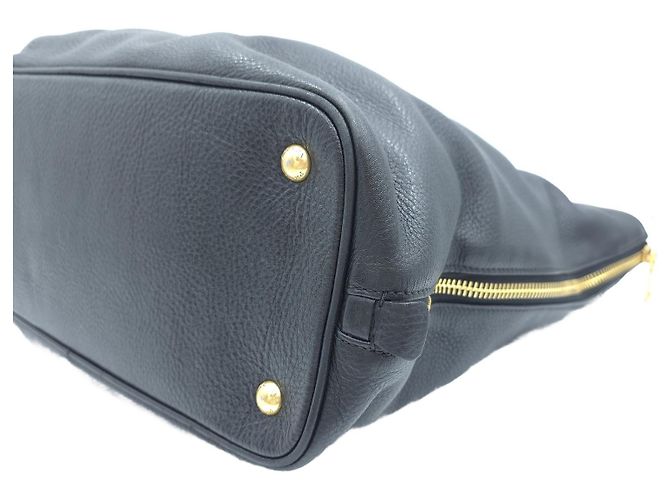 Prada Borsa Tote Grande e Borsa a Tracolla in Vitello Daino Nero - vista 14