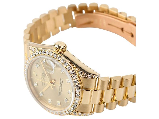 Rolex Reloj para mujer Datejust en oro amarillo con bisel de diamantes - vista 3