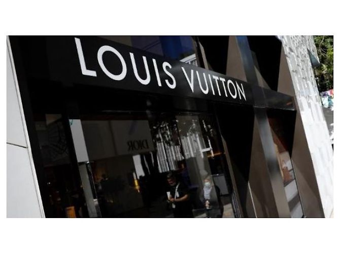 Louis Vuitton Monogram Eclipse Dope Kit Preto - vista 5