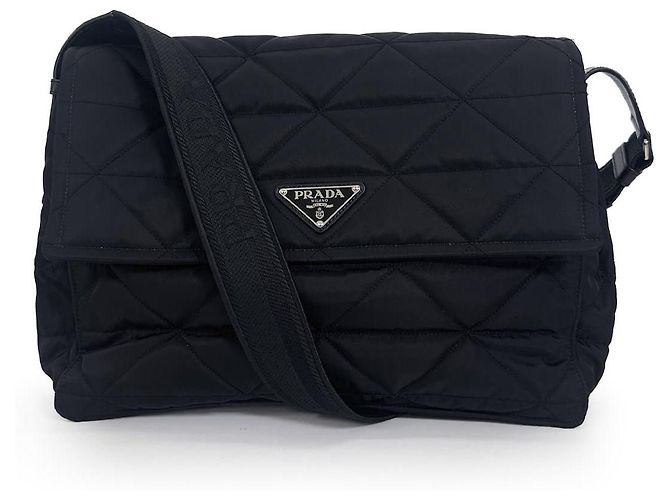 Prada Borsa a tracolla trapuntata in Re-Nylon con impunture Borsa a spalla Nera Nero - vista 2