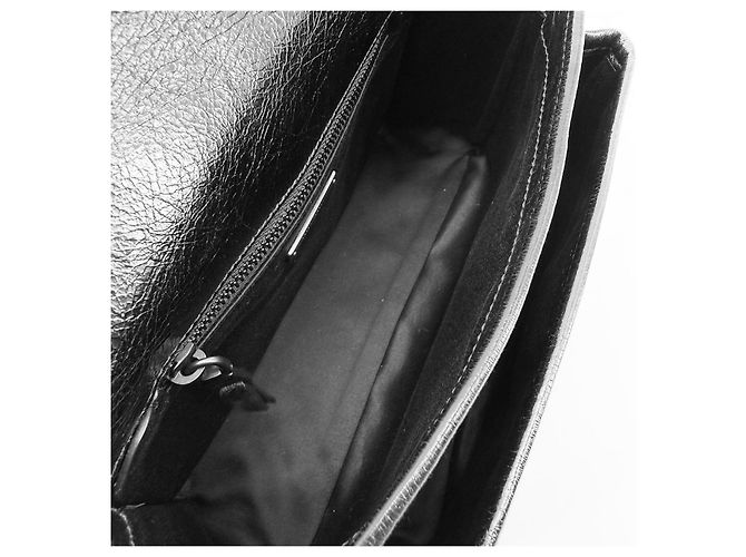 Miu Miu Borsa a tracolla con catena matelassé Vitello Shine Nero - vista 10