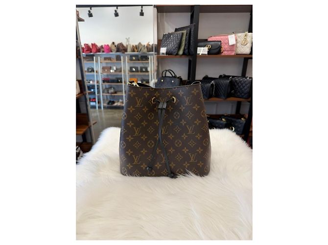Néonoé Louis Vuitton NeoNoe MM Black Monogram Nero - vista 4