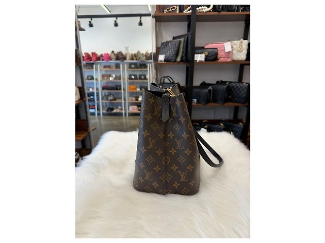 Néonoé Louis Vuitton NeoNoe MM Black Monogram Nero - vista 7