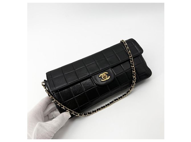 Chanel Borsa a spalla baguette Chocolate Bar in pelle di agnello Nero - vista 3