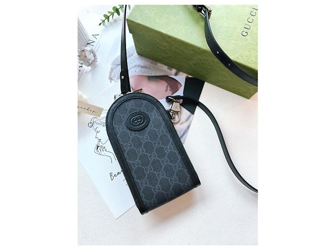 Gucci Borsa crossbody mini GG Supreme unisex Nero - vista 12