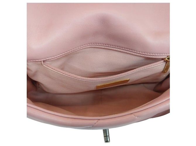 Chanel 19 Chanel Borsa a patta in pelle di agnello Medium Pink Jenny Bag Catena argento Spalla Rosa - vista 3