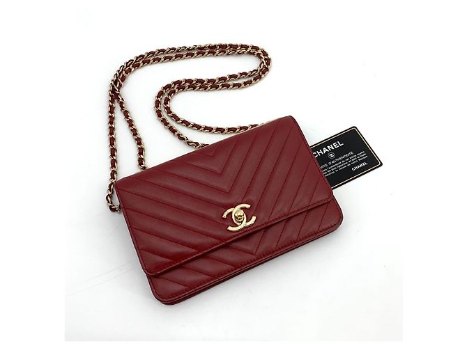 Chanel Mini borsa a tracolla WOC Trendy CC in pelle d'agnello chevron Rosso - vista 10