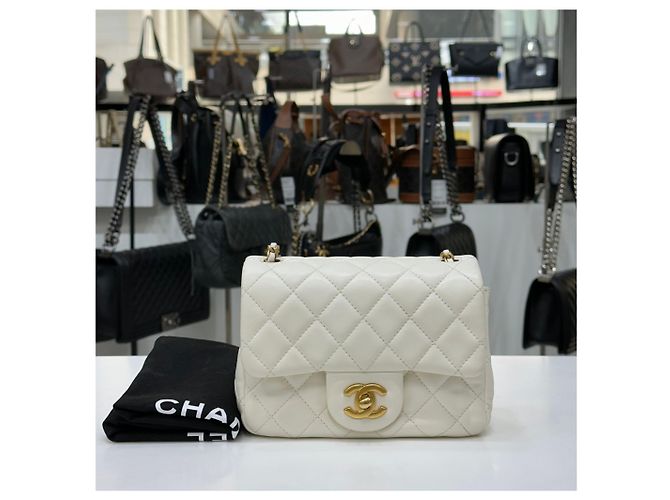 Chanel Petite Sac Ramskin Vintage Gold Chain White Bianco - vista 3