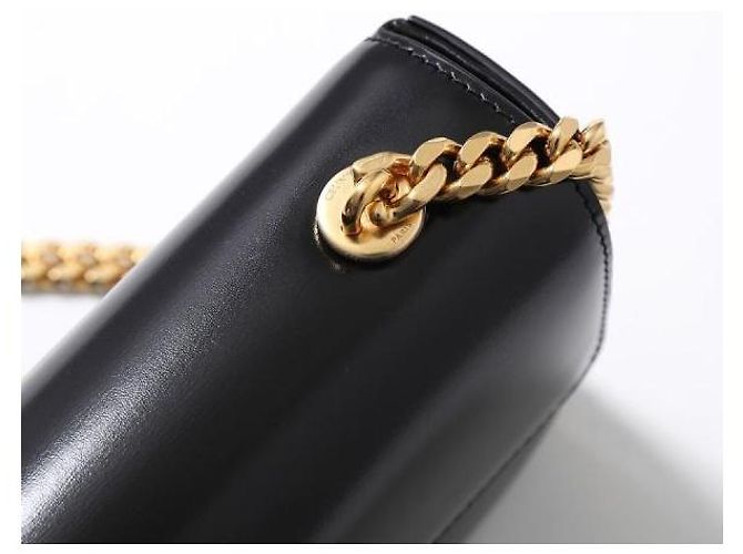 Céline Borsa a tracolla con catena in vitello lucido Nero - vista 10