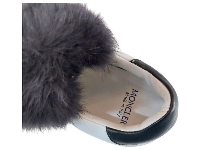 Moncler Sneakers in pelle bianca Rabbit con pelliccia e Velcro da donna Bianco - vista 2