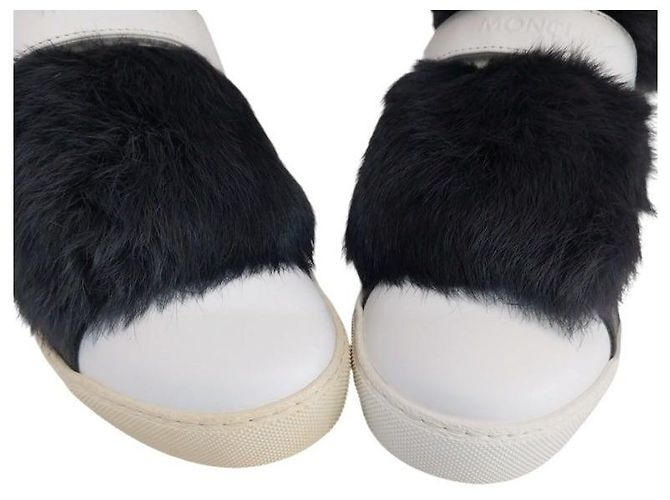 Moncler Sneakers in pelle bianca Rabbit con pelliccia e Velcro da donna Bianco - vista 3