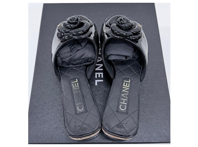 Chanel Mules con tacco Camellia da donna - Nero - vista 7